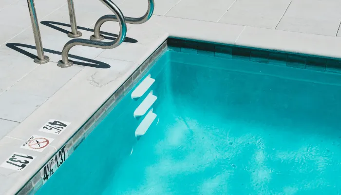 Piscinas Fundas