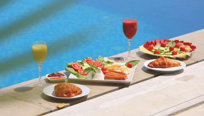 Aperitivos à Beira da Piscina