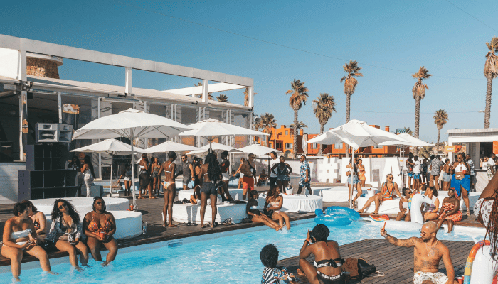 how to host a pool party