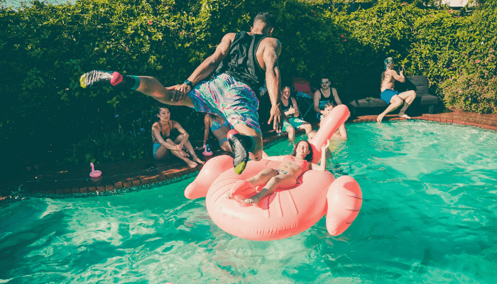 Como Organizar uma Festa na Piscina