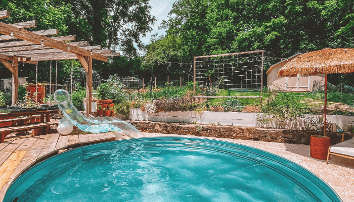 Piscina com Tanque de Gado